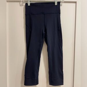 Lululemon Align high-rise crop 17”